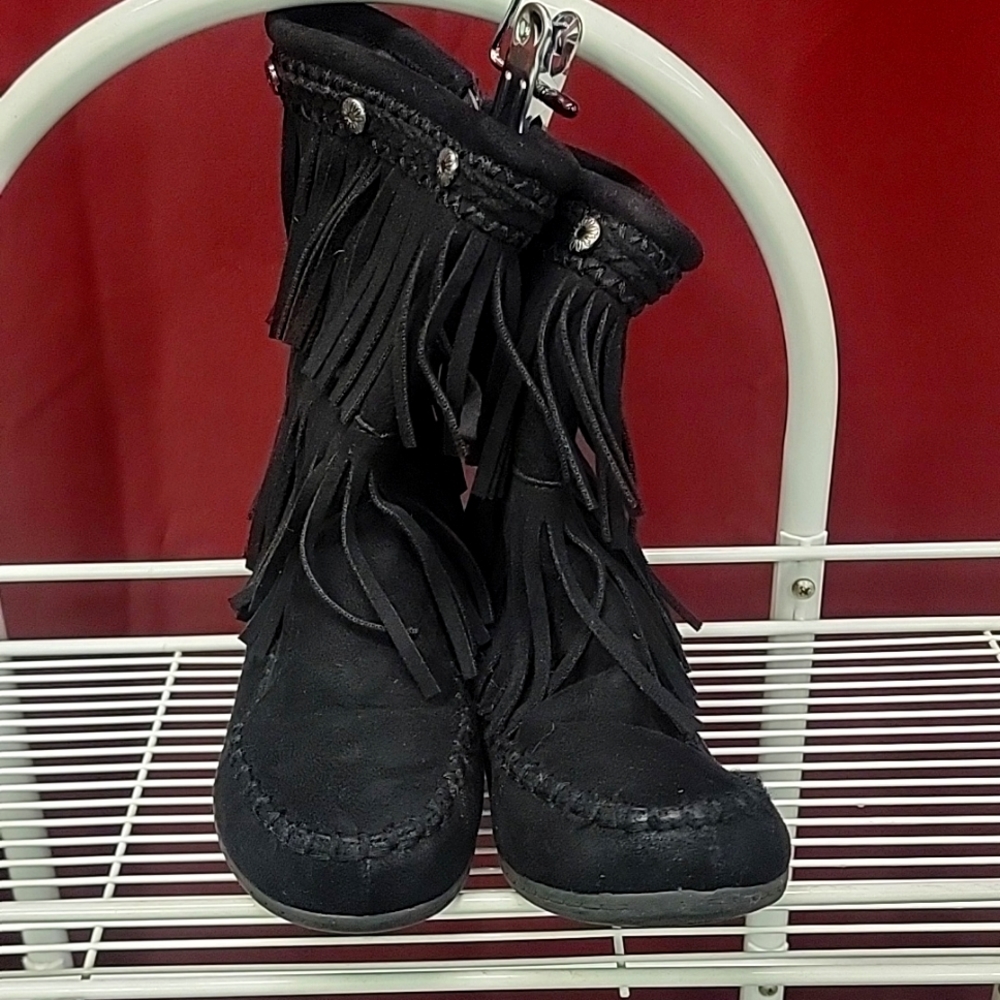 Size 3 black boots